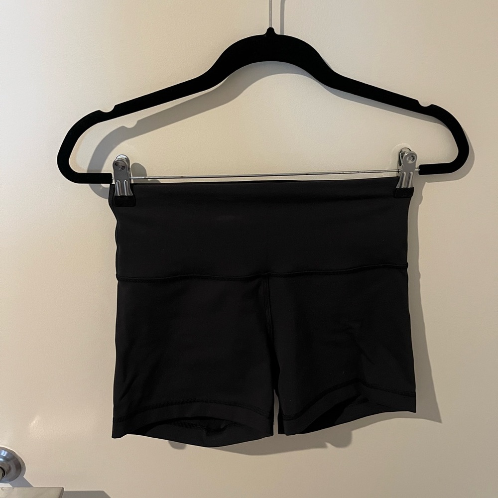 Wunder Train HR Short 4in